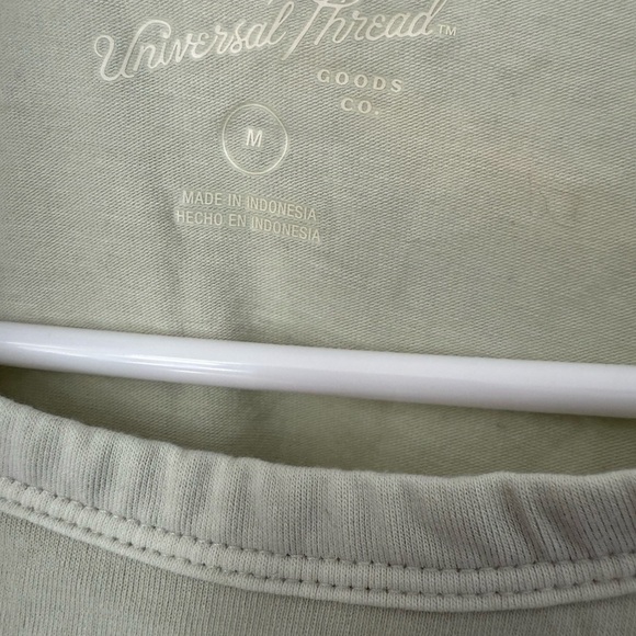 Universal Thread Tan Green Relaxed Short Sleeve T-Shirt - Picture 5 of 5